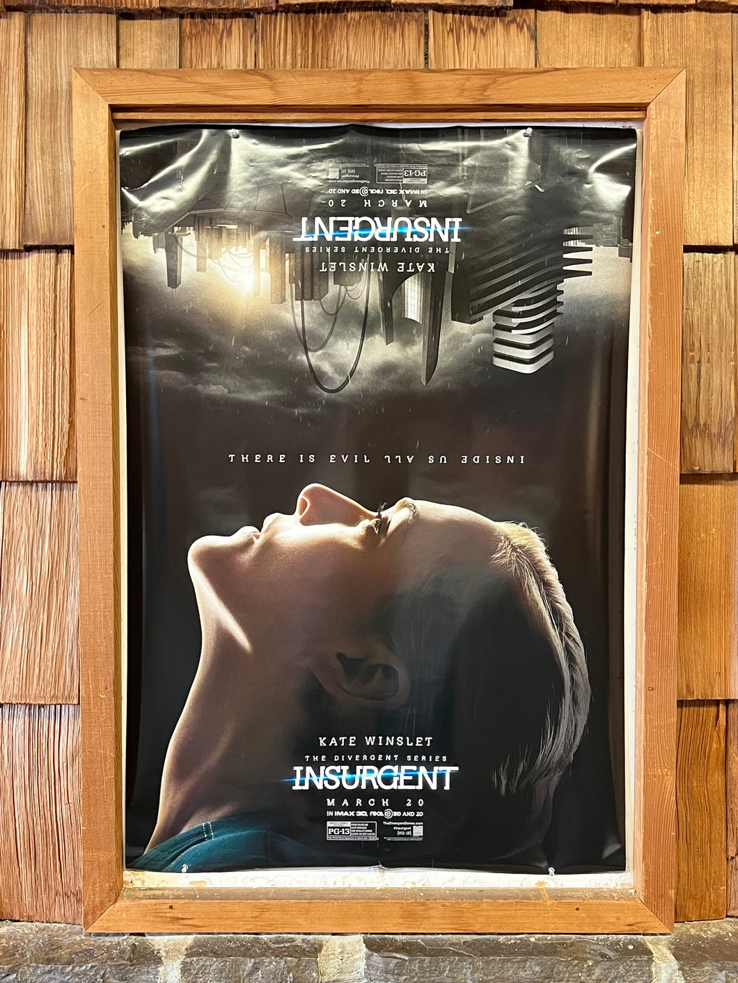 Insurgent (2015)